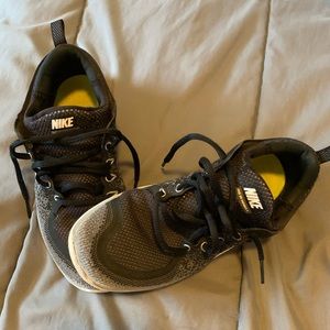 Nike running size 7.5